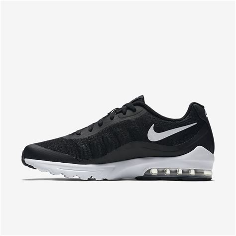 nike air max invigor sneaker